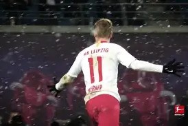 kaiyun-多特蒙德新援表现出色，球迷期待他在接下来的比赛中发挥()