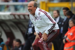 开云体育登录-都灵主帅点名批评球员，要求更加努力()