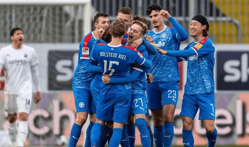 开云体育下载-奥格斯堡对决多特蒙德  第1张