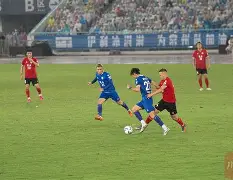 kaiyun-多特蒙德新援表现出色，球迷期待他在接下来的比赛中发挥()  第2张