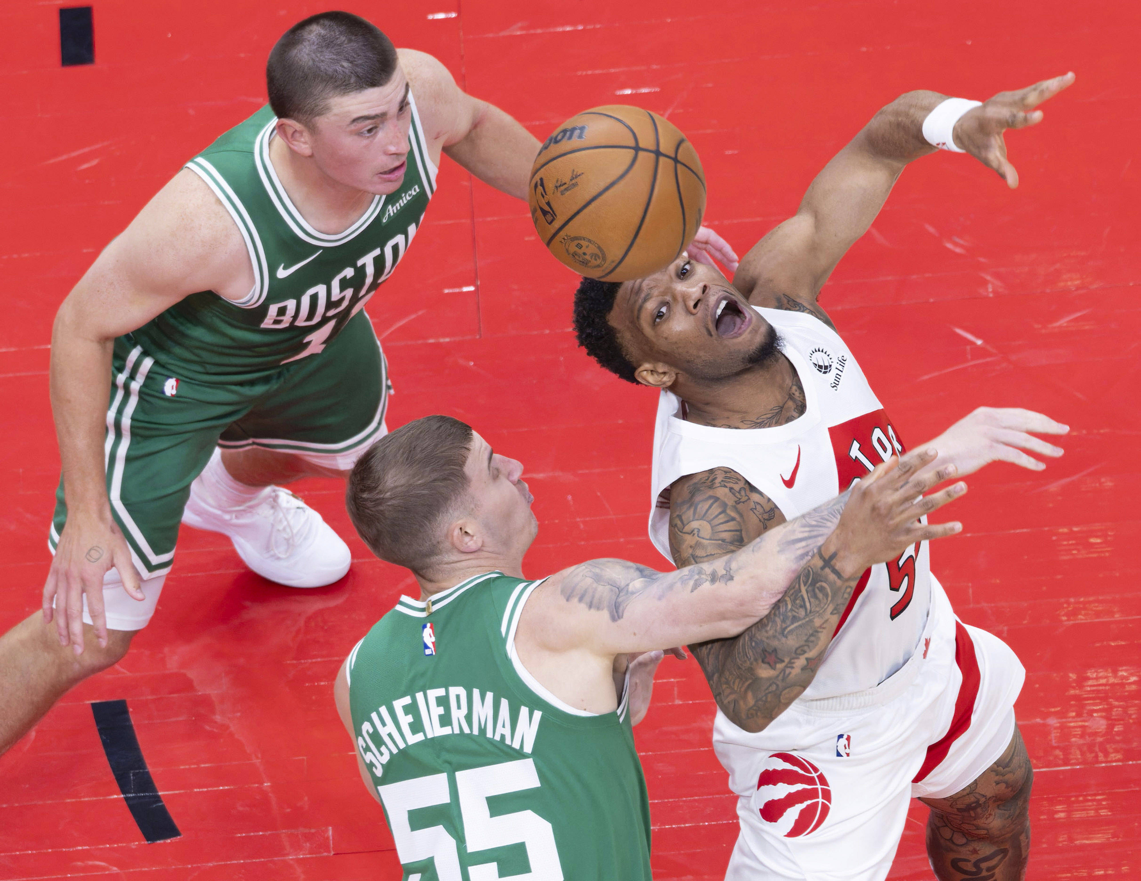 开云体育官网-猛龙队球员高效表现，帮助球队取得连胜()  第1张