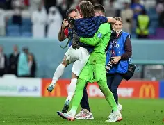 开云体育娱乐app-克罗地亚-芬兰，门将神勇扑出点球()  第2张