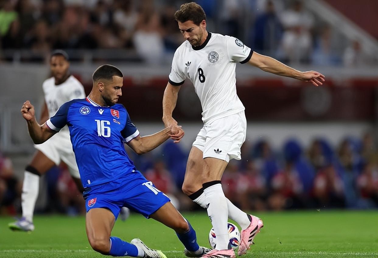 开云电子登录-雷根斯堡主场告负，德甲保级形势令人担忧()  第2张