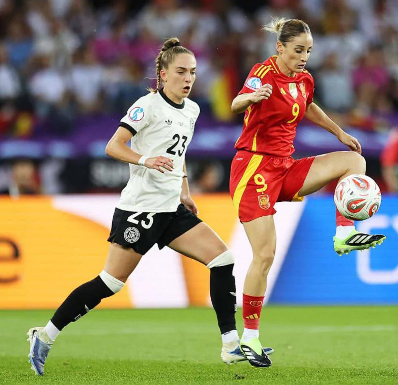 开云app-欧洲杯女足赛：德国战胜法国晋级决赛()  第1张