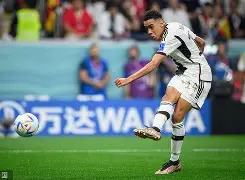 开云-英格兰球星伤愈复出，球队士气大振()  第2张