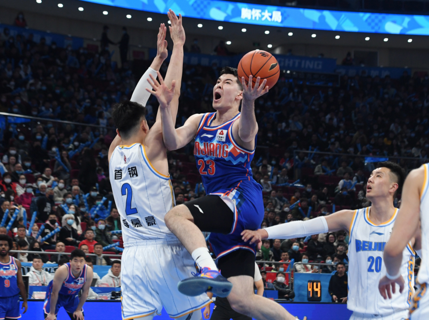 开云在线登录-上海球队挑战北京比赛队，奋勇拼搏争胜()  第1张