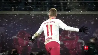 开云手机在线登陆-多特蒙德新援表现出色，球迷期待他在接下来的比赛中发挥()  第1张