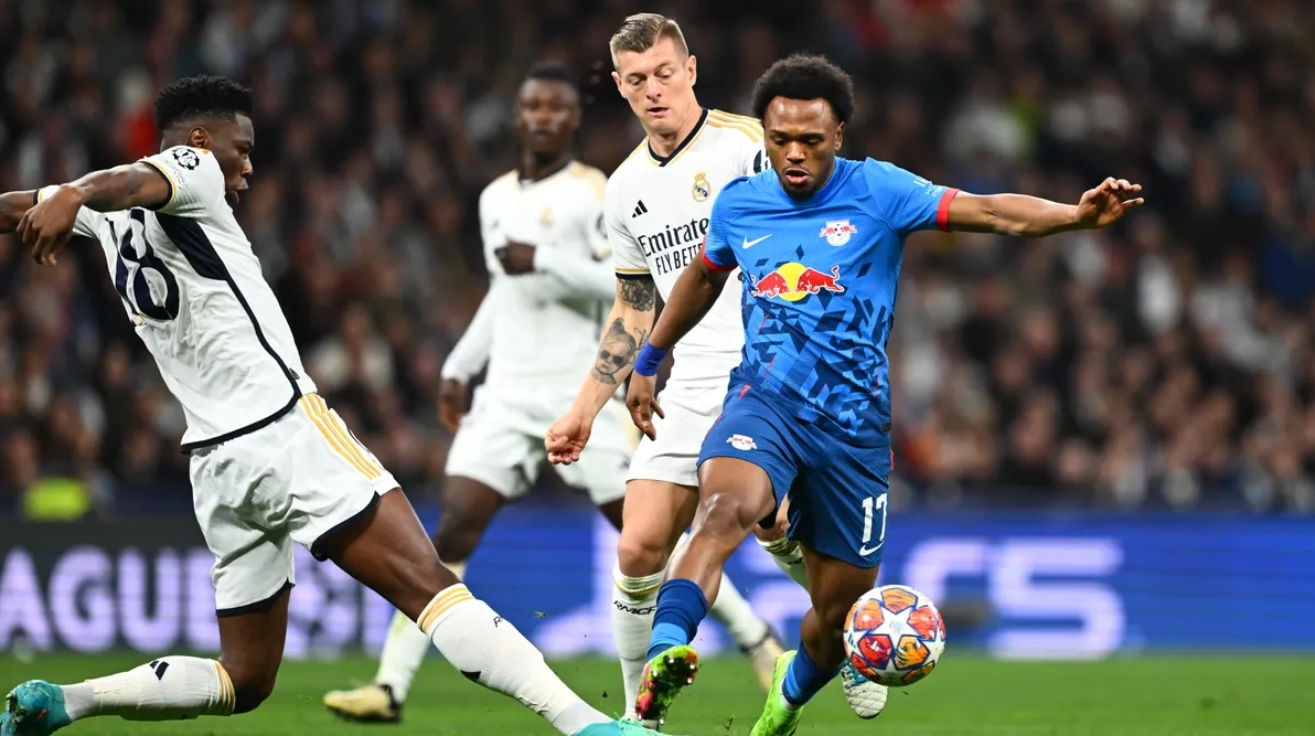 开云体育app-马德里德比！皇马击败马竞，皇马取得关键胜利()  第1张