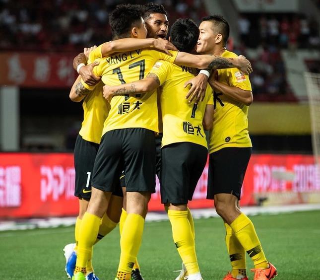 开云体育app-广州富力惊险获胜，全力保住三分()  第1张