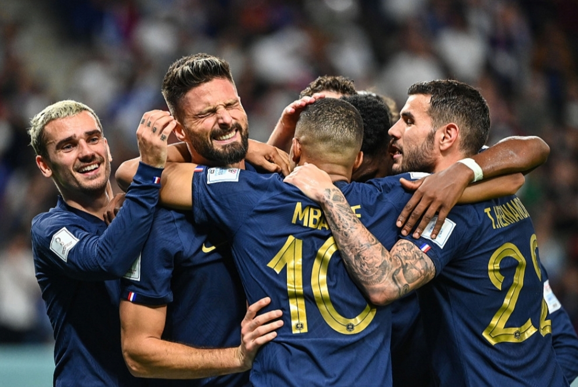 开云app登录-法国强队战胜对手，赢得赛场胜利()  第1张