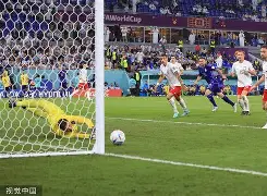 开云app-斯佩齐亚门将扑出对手点球，助球队守住胜利(门将用脸扑出所有点球)  第1张